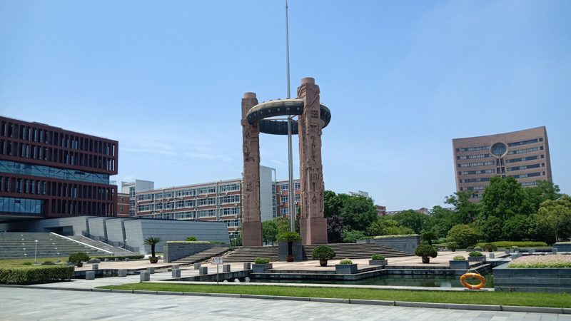 圆形连接器型号揭秘：数字背后的技术密码